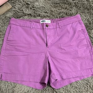 Old Navy “Everyday Shorts” size 16